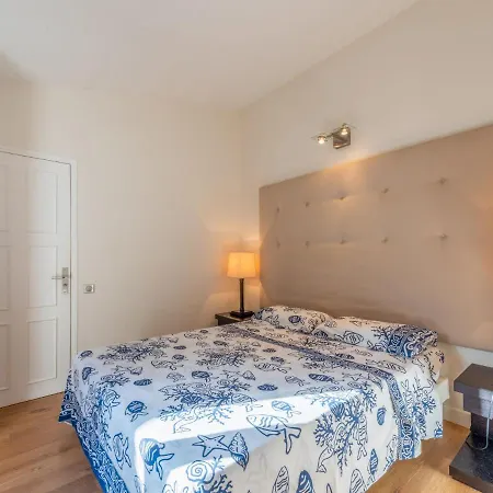 Les Des Muriers By Interhome Casa vacanze