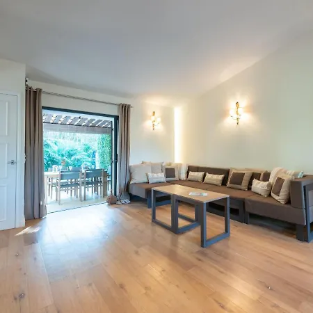 Dom wakacyjny Les Des Muriers By Interhome