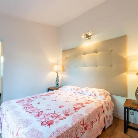 Les Des Muriers By Interhome Saint-Tropez