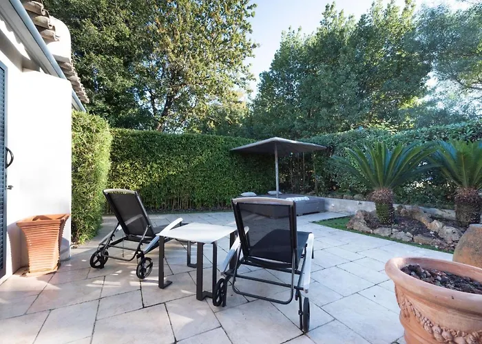 Les Des Muriers By Interhome Semesterbostad