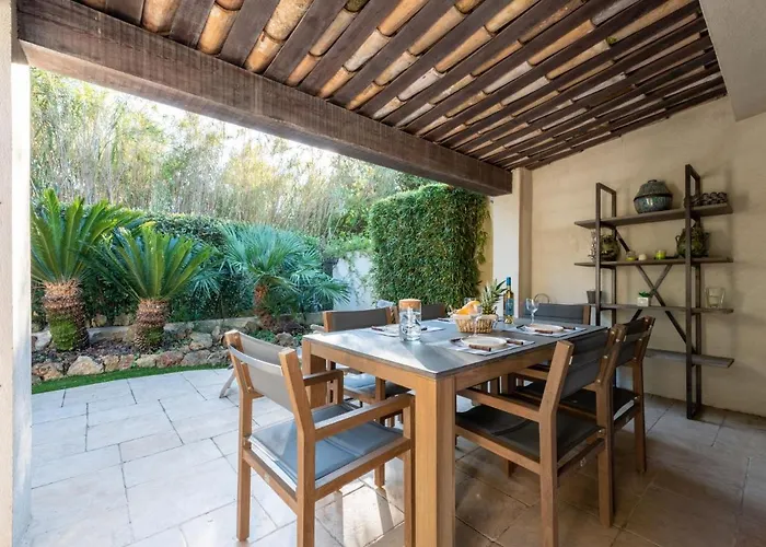 Les Des Muriers By Interhome